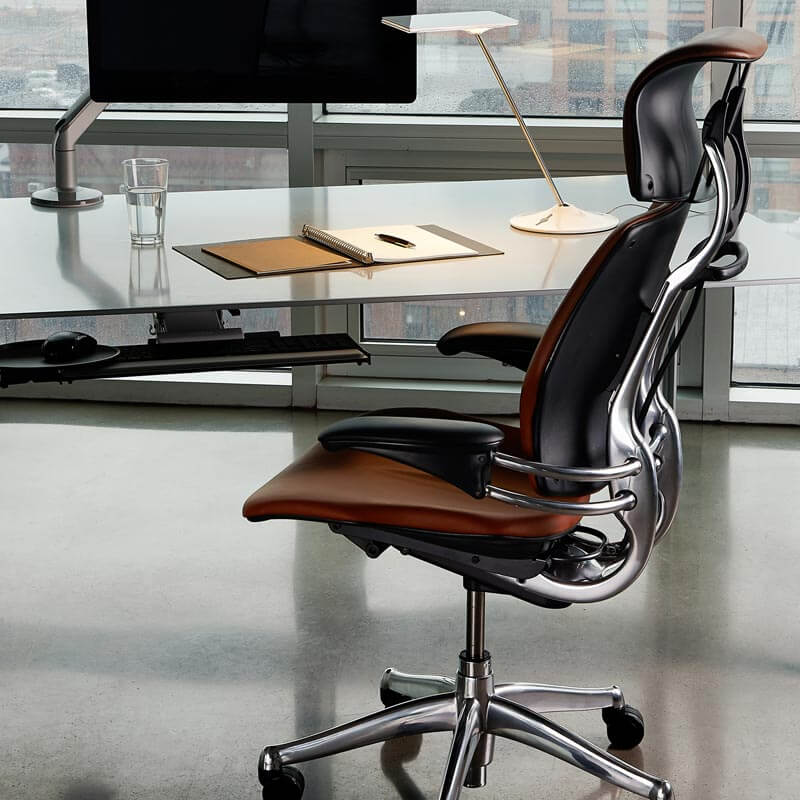 http://walcome.net/hfr/17_humanscale_freedom_headrest_chair_7%20(1).jpg